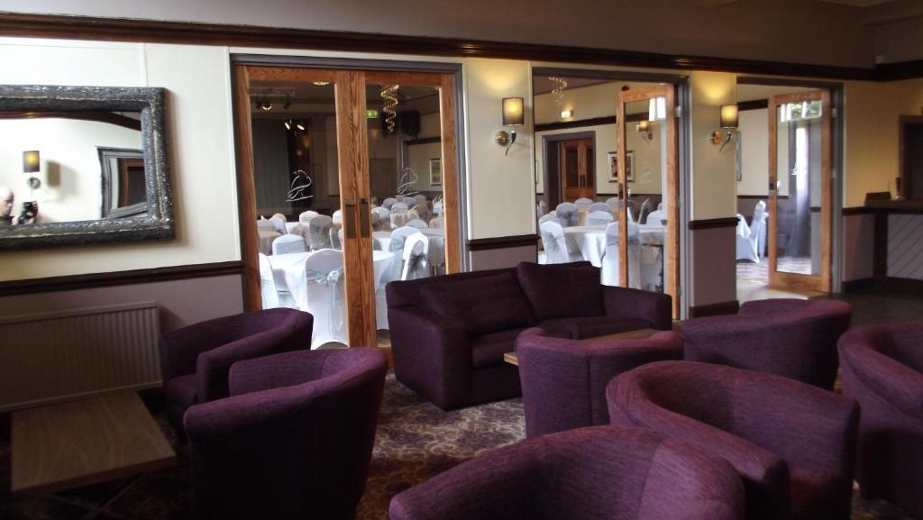 The Raven Hotel คอร์บี ภายนอก รูปภาพ